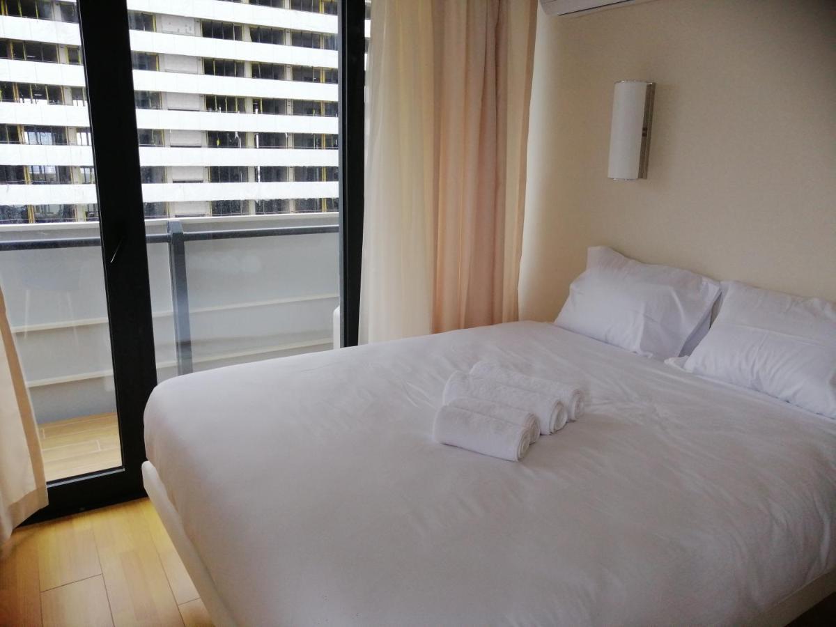 Orbi Twin Towers Batumi Aparthotel Exterior photo